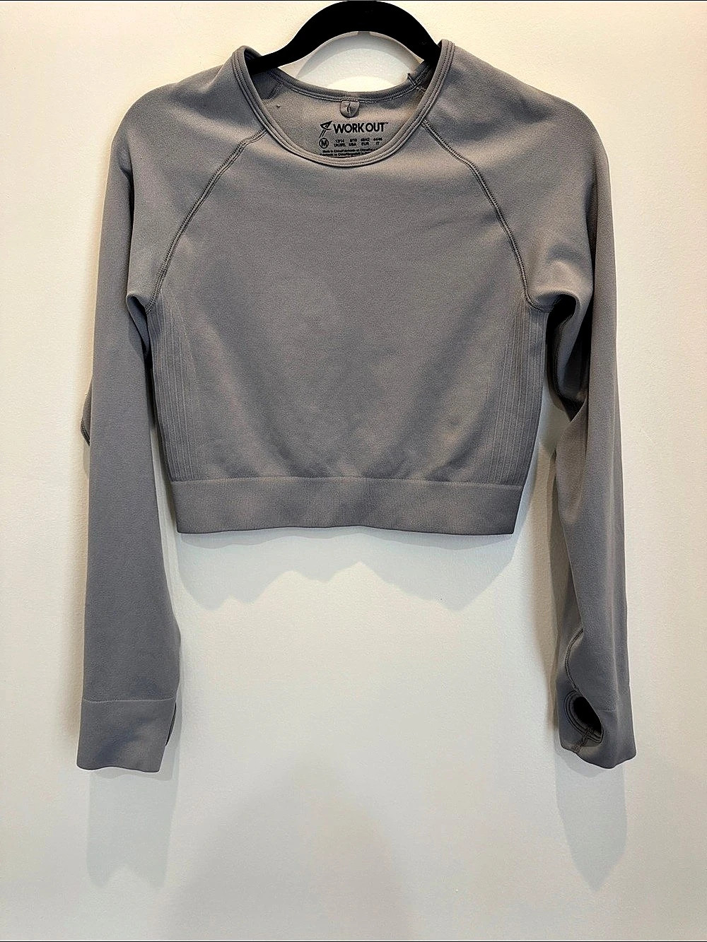 WORKOUT Cropped Athletic Sweatshirt in Gray Size 8/10